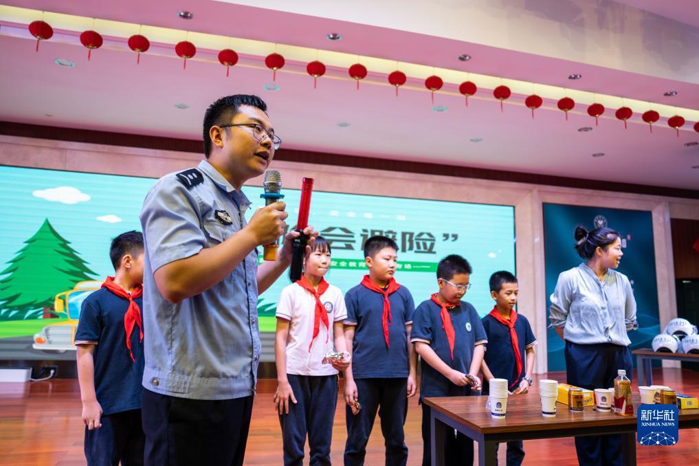 澳门新匍京官方网站